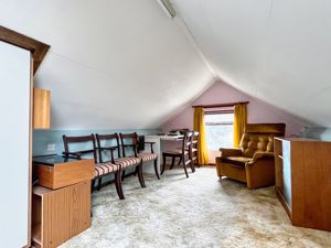 Photo 16- click for photo gallery